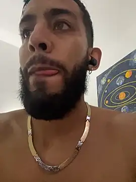 Snapshot of Alessandro__Rossi chatting on 09-12-25, 11:48 Alessandro Rossi online show from 09-12-25, 11:48