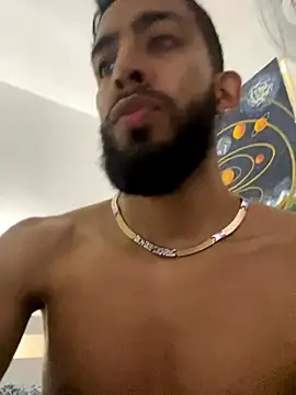 Snapshot of Alessandro__Rossi chatting on 09-14-25, 01:43 Alessandro Rossi online show from 09-14-25, 01:43