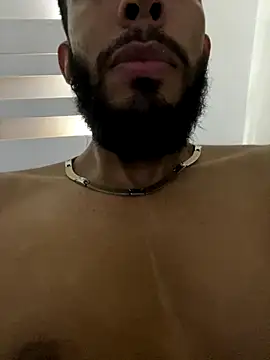 Snapshot of Alessandro__Rossi chatting on 09-16-25, 03:02 Alessandro Rossi online show from 09-16-25, 03:02