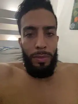 Snapshot of Alessandro__Rossi chatting on 09-26-25, 05:06 Alessandro Rossi online show from 09-26-25, 05:06