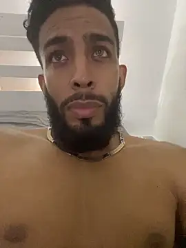 Snapshot of Alessandro__Rossi chatting on 10-07-25, 07:16 Alessandro Rossi online show from 10-07-25, 07:16