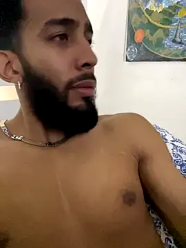 Snapshot of Alessandro__Rossi chatting on 10-16-25, 06:25 Alessandro Rossi online show from 10-16-25, 06:25