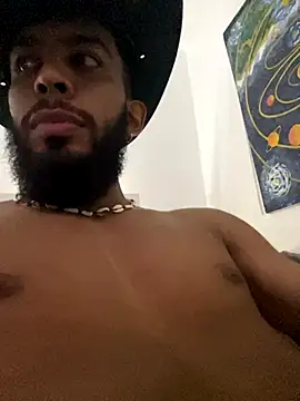 Snapshot of Alessandro__Rossi chatting on 11-08-25, 08:18 Alessandro Rossi online show from 11-08-25, 08:18