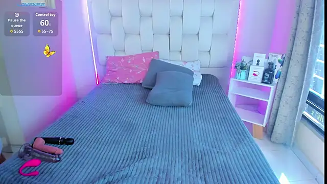 shanakendall online show from 10-01-25, 02:12