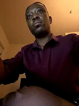 Snapshot of KingB8r chatting on 09-14-25, 01:38 KingB8r online show from 09-14-25, 01:38