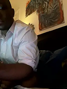 Snapshot of KingB8r chatting on 10-04-25, 11:58 KingB8r online show from 10-04-25, 11:58