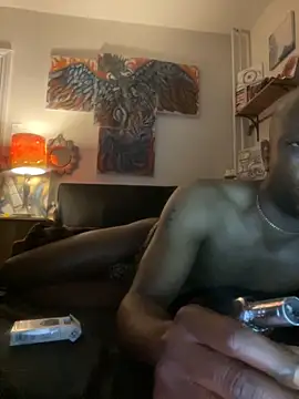 Snapshot of KingB8r chatting on 10-16-25, 12:22 KingB8r online show from 10-16-25, 12:22