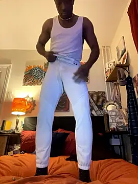 Snapshot of KingB8r chatting on 10-25-25, 11:43 KingB8r online show from 10-25-25, 11:43