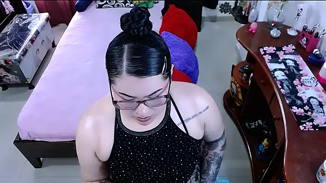 lufek23 online show from 01-31-25, 08:01