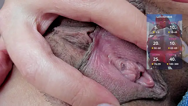 Snapshot of ms_pickless chatting on 12-03-24, 08:17 ms pickless online show from 12-03-24, 08:17