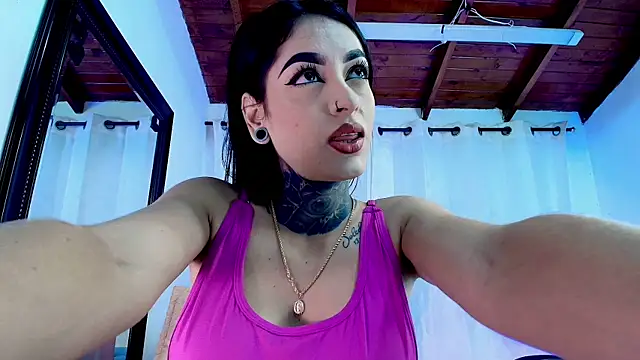 danna berlin  online show from 03-05-25, 07:17