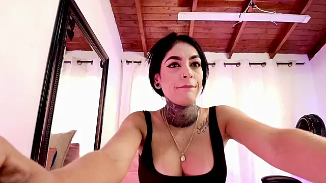 danna berlin  online show from 03-13-25, 07:17