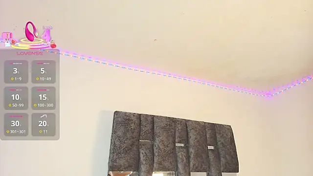 Natasharuso online show from 09-25-25, 10:30