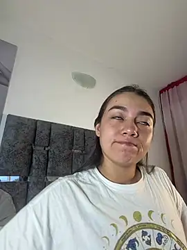 Snapshot of Natasharuso chatting on 07-14-26, 08:08 Natasharuso online show from 07-14-26, 08:08