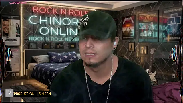 Snapshot of chino_roz chatting on 06-15-26, 10:56 chino roz online show from 06-15-26, 10:56