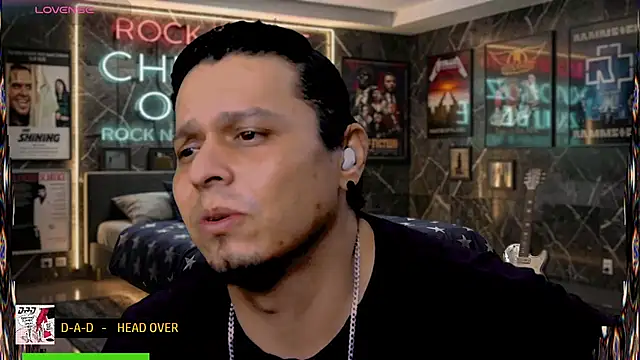 Snapshot of chino_roz chatting on 07-18-26, 12:59 chino roz online show from 07-18-26, 12:59