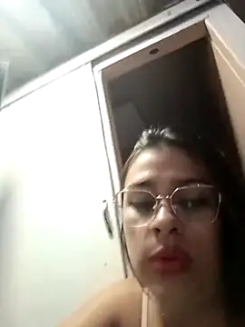 Latina sexy1 online show from 03-17-26, 12:37