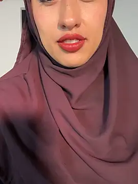 adila anich online show from 11-25-25, 11:49