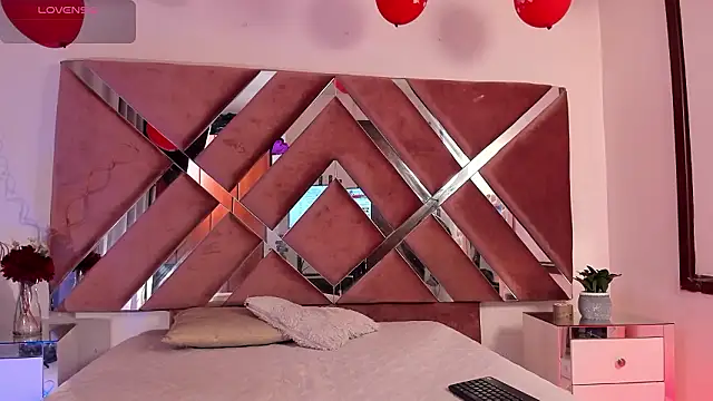 Snapshot of Aron_cruz chatting on 02-21-26, 01:12 Aron cruz online show from 02-21-26, 01:12