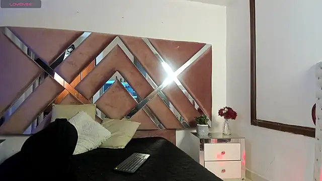 Snapshot of Aron_cruz chatting on 02-25-26, 01:10 Aron cruz online show from 02-25-26, 01:10