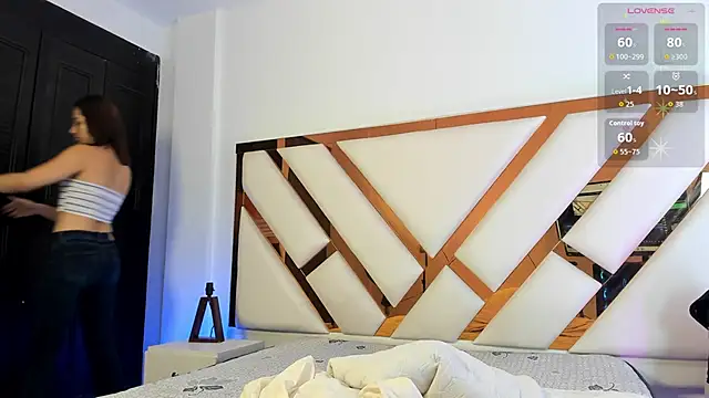 Snapshot of Aron_cruz chatting on 03-02-26, 02:02 Aron cruz online show from 03-02-26, 02:02