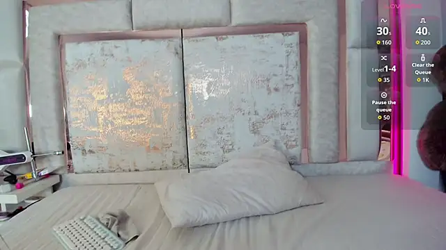 Snapshot of kimjonnes01 chatting on 11-02-25, 04:59 kimjonnes01 online show from 11-02-25, 04:59