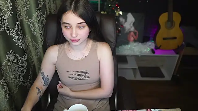 delicatedBailey online show from 12-09-24, 05:18