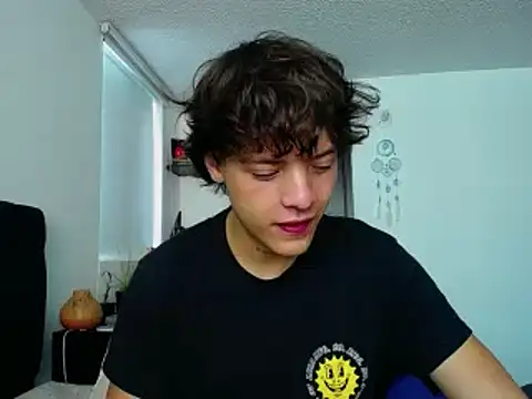 Santiago kiler online show from 12-21-24, 12:59