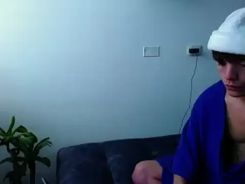 Santiago kiler online show from 12-24-24, 02:12