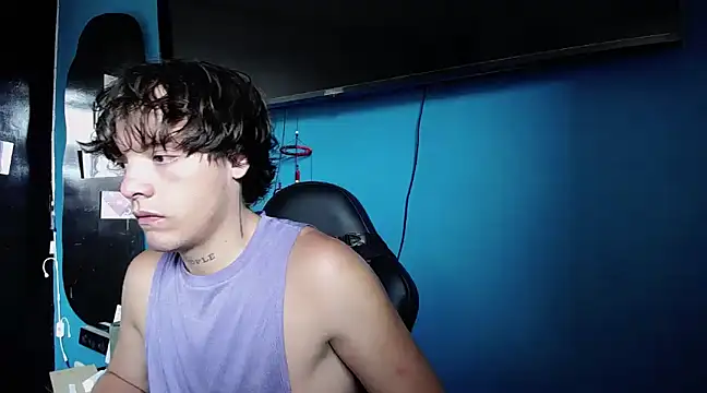 Santiago kiler online show from 01-09-25, 05:43