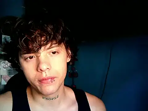 Santiago kiler online show from 02-02-25, 02:13