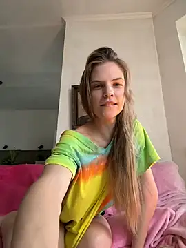 LeyaJohnson online show from 01-10-25, 12:15