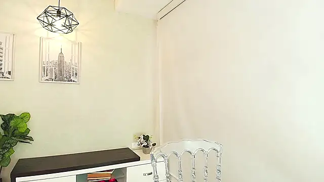 Sassy--Girl online show from 09-18-25, 06:10