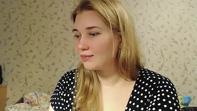 Snapshot of mmmPinUpGirl chatting on 02-03-25, 05:29 mmmPinUpGirl online show from 02-03-25, 05:29