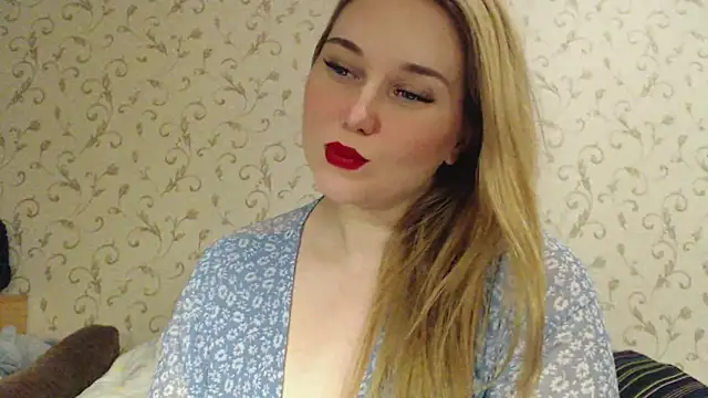 Snapshot of mmmPinUpGirl chatting on 02-18-25, 07:30 mmmPinUpGirl online show from 02-18-25, 07:30