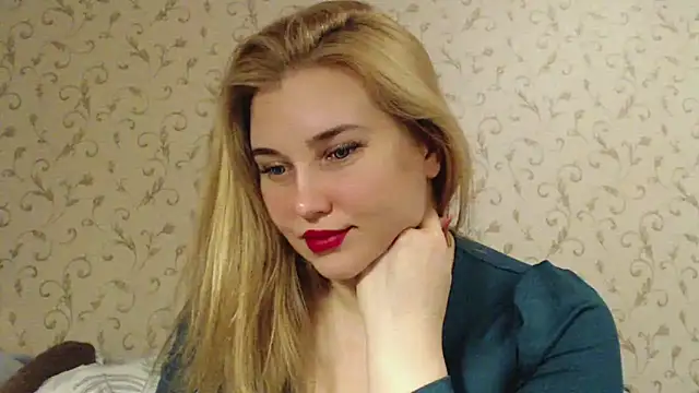 Snapshot of mmmPinUpGirl chatting on 02-28-25, 07:25 mmmPinUpGirl online show from 02-28-25, 07:25