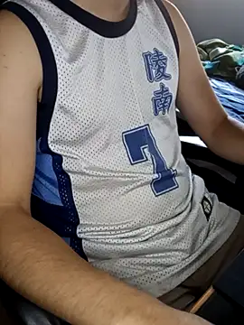 Snapshot of rodovlaz chatting on 02-15-25, 11:03 rodovlaz online show from 02-15-25, 11:03