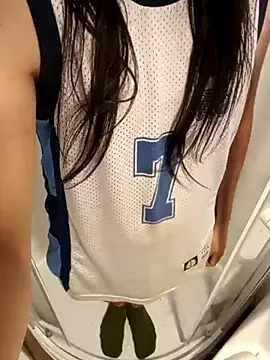 Snapshot of rodovlaz chatting on 02-16-25, 04:32 rodovlaz online show from 02-16-25, 04:32