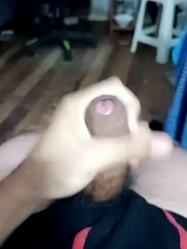 Snapshot of rodovlaz chatting on 02-20-25, 05:23 rodovlaz online show from 02-20-25, 05:23