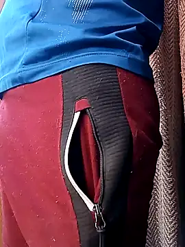 Snapshot of rodovlaz chatting on 03-21-25, 03:02 rodovlaz online show from 03-21-25, 03:02