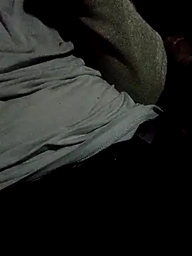 Snapshot of rodovlaz chatting on 10-07-25, 11:57 rodovlaz online show from 10-07-25, 11:57