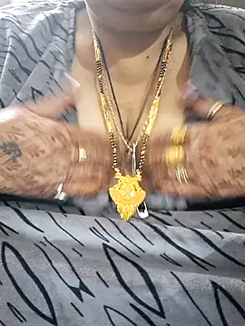 Snapshot of Kavya_XX chatting on 11-21-25, 02:16 Kavya XX online show from 11-21-25, 02:16