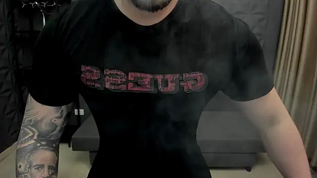 Snapshot of TonyWilcox chatting on 03-04-25, 05:11 TonyWilcox online show from 03-04-25, 05:11