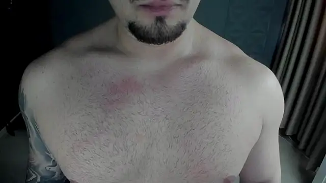 Snapshot of TonyWilcox chatting on 03-05-25, 08:21 TonyWilcox online show from 03-05-25, 08:21