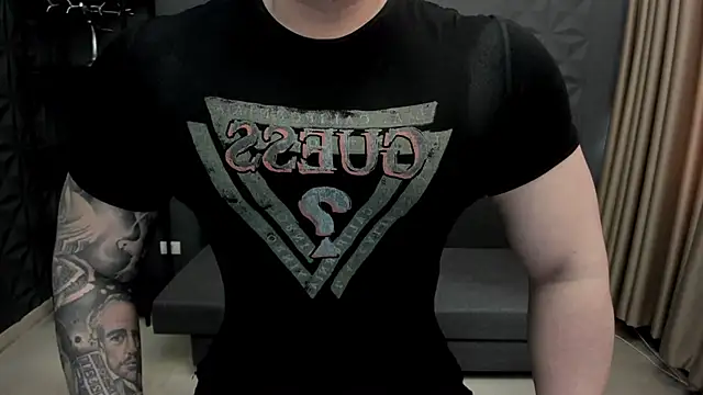 Snapshot of TonyWilcox chatting on 03-15-25, 11:29 TonyWilcox online show from 03-15-25, 11:29