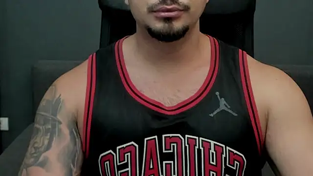 Snapshot of TonyWilcox chatting on 09-20-25, 06:03 TonyWilcox online show from 09-20-25, 06:03