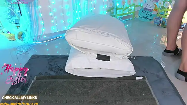 ohyesly  online show from 04-03-26, 10:13