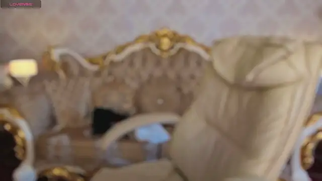 Snapshot of Daphne_Moss chatting on 07-12-26, 12:51 Daphne Moss online show from 07-12-26, 12:51