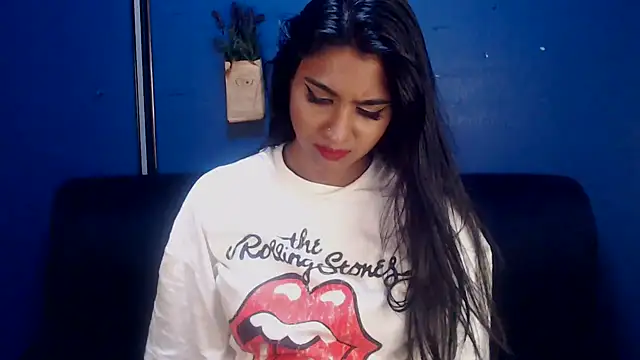 Delilah Blazee online show from 03-21-25, 09:23