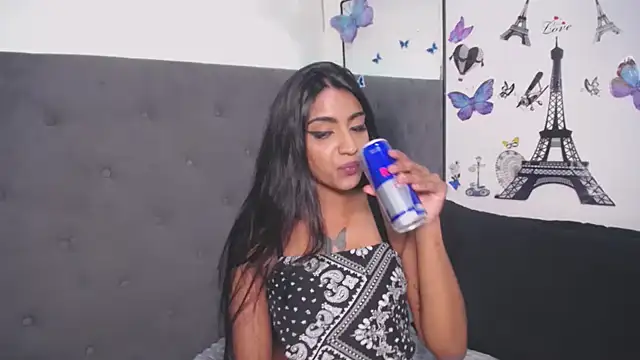 Delilah Blazee online show from 09-15-25, 10:21